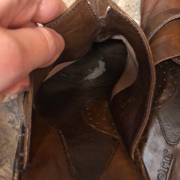 Size 10 Born Shoes* - Picture 11 of 16